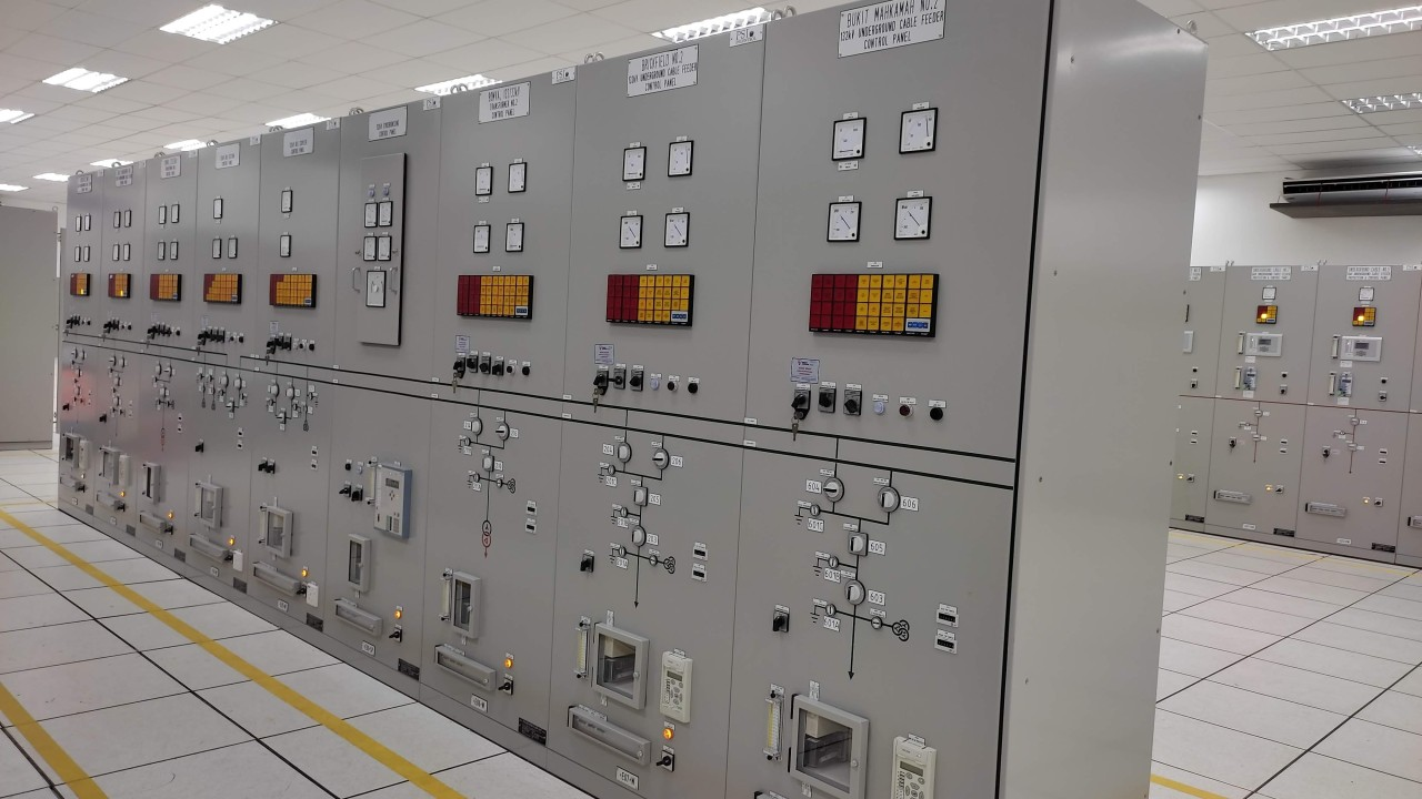 Control Relay Panel